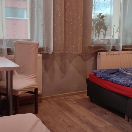 Noclegi Centrum Еленя-Гура Экстерьер фото